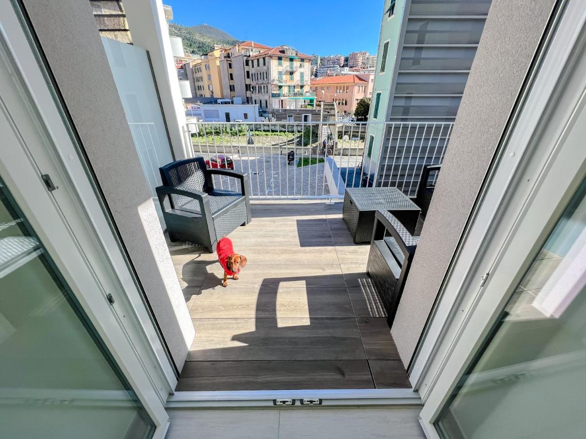 NUOVO BILOCALE IN CENTRO CON TERRAZZO E POSTO AUTO - B&B Varazze