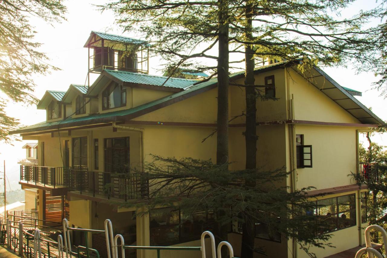 B&B Shimla - SLEEPING BUDDHA VIEW - Bed and Breakfast Shimla