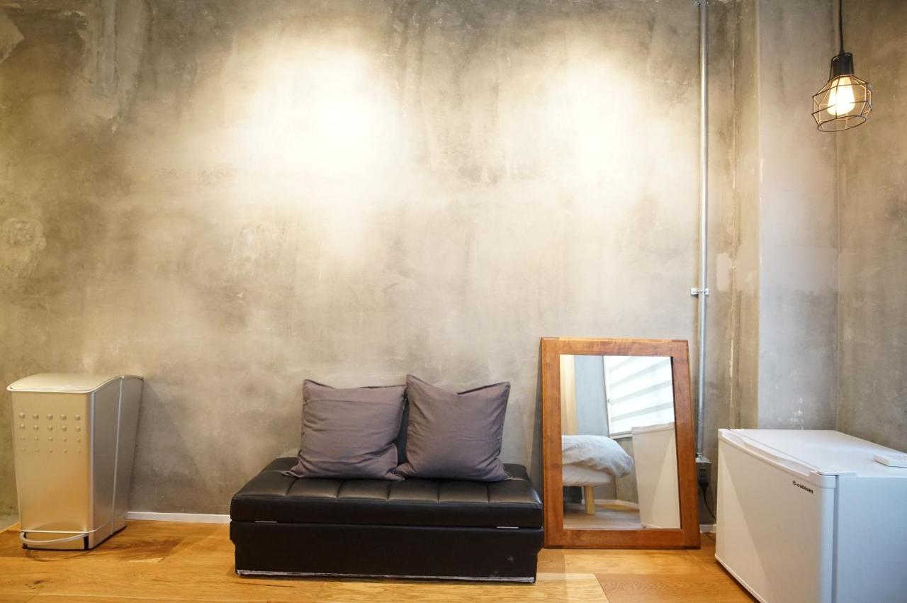 Standard Studio