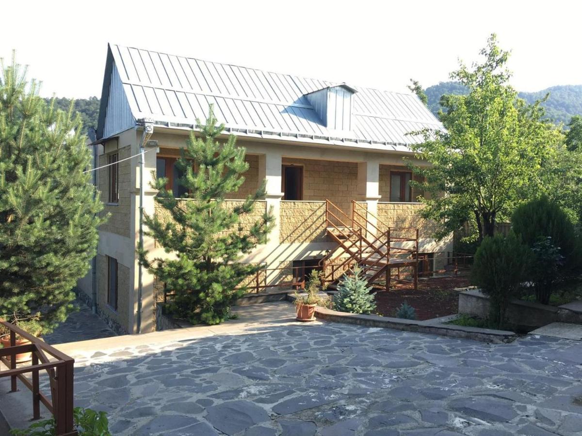 B&B Dilijan - Dil Hill by Sam - Bed and Breakfast Dilijan