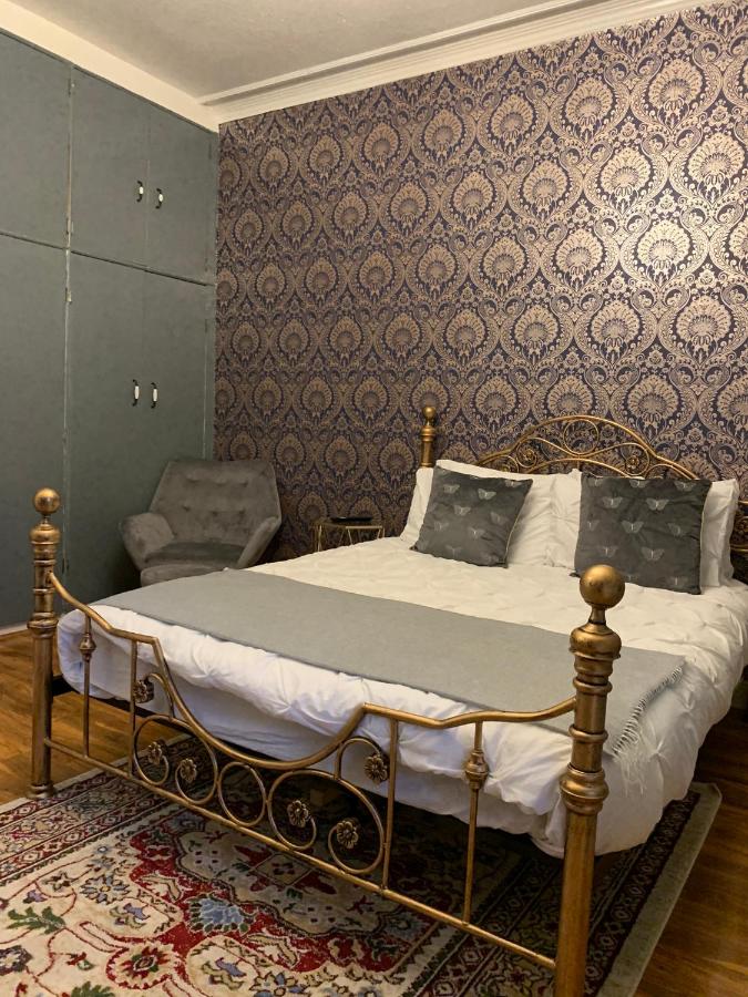 Glamours stylish Victorian apartment near city centre - Chambres d’hôtes
