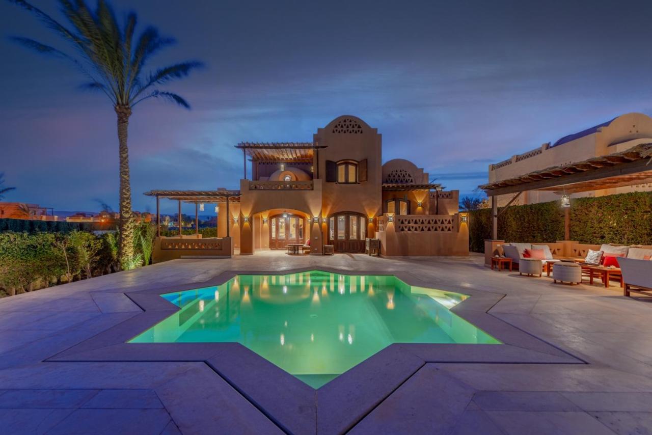 Chic 3BR Villa West Golf with Pool, Lagoon View & Guest House - Ferienwohnung Hurghada