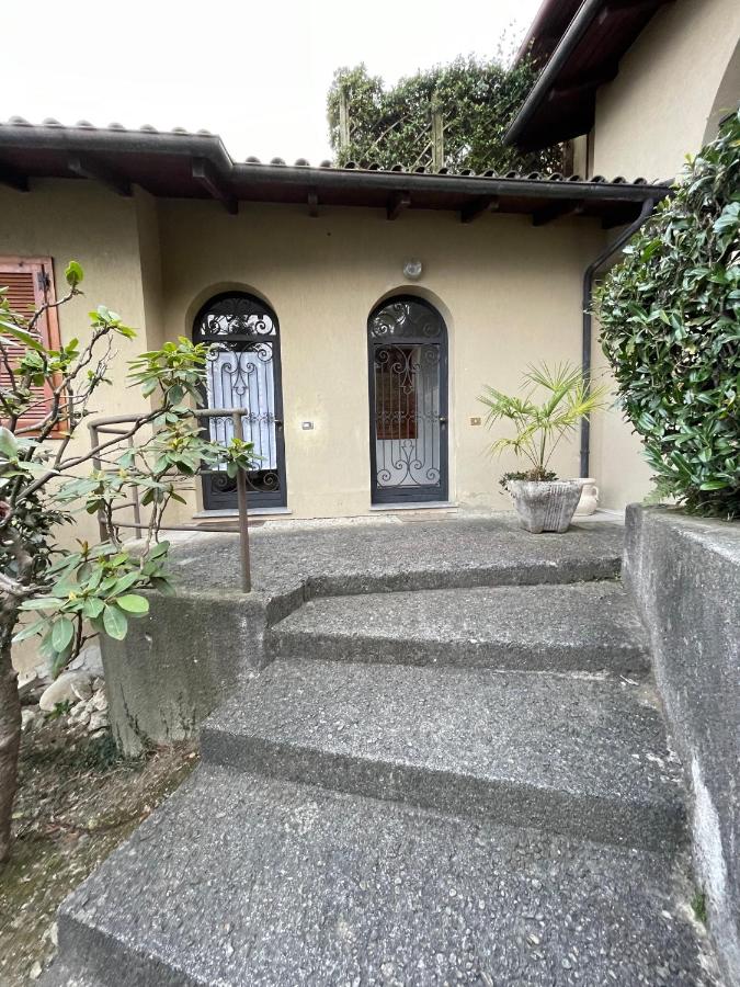Appartamento vista Lago, giardino spiaggia a Stresa vista Isole Borromee e Golfo Borromeo - STRESAFLAT - Ferienwohnung Stresa