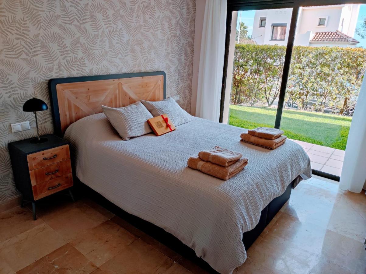 B&B Roda - LUXURY GROUND FLOOR RODA GOLF & BEACH RESORT APARTMENT - Bed and Breakfast Roda