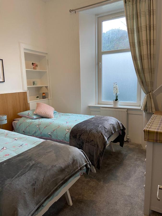 Newly refurbished town centre apartment - B&B