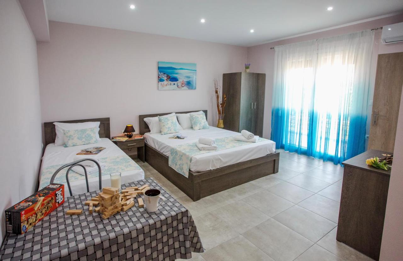 B&B Nea Peramos - Studio Elena - Bed and Breakfast Nea Peramos