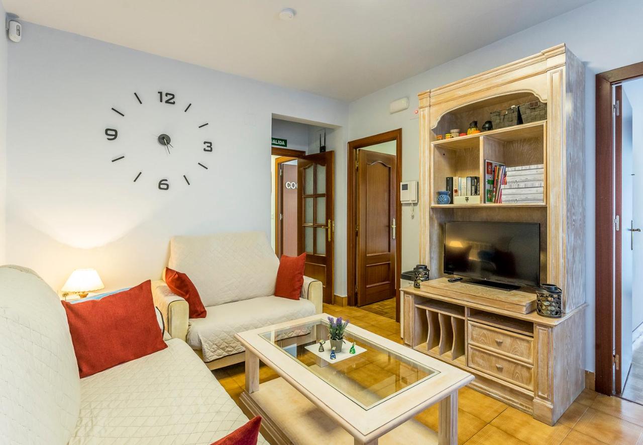 B&B Donostia / San Sebastián - Paseo Antzieta 31. 1E - Bed and Breakfast Donostia / San Sebastián