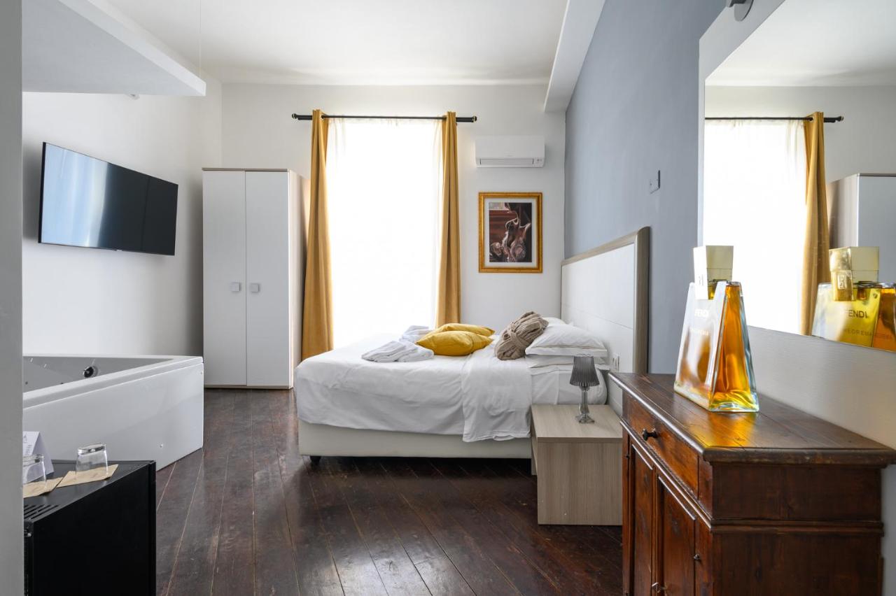 Deluxe Double or Twin Room with Spa Bath