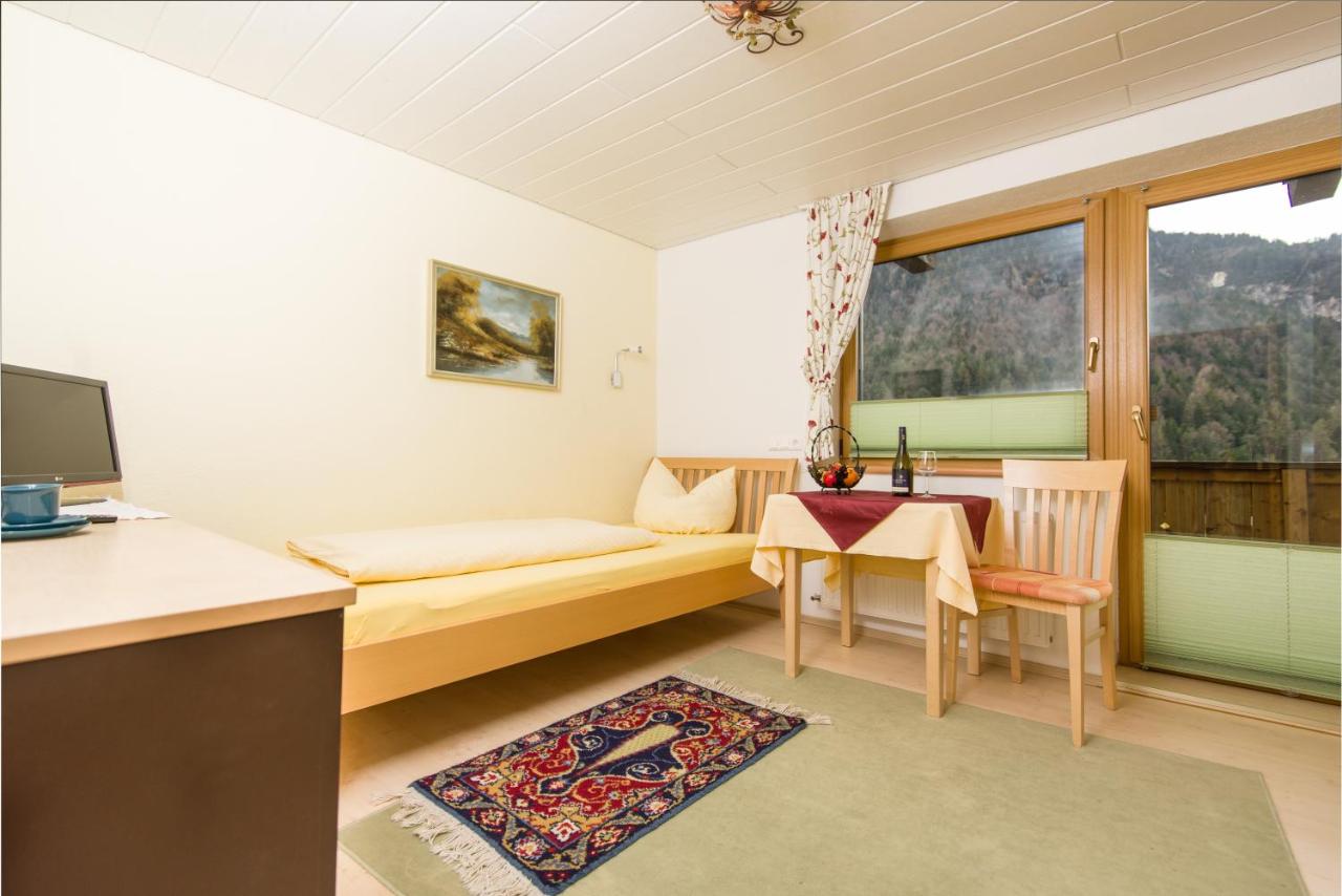 Habitación Individual con balcón