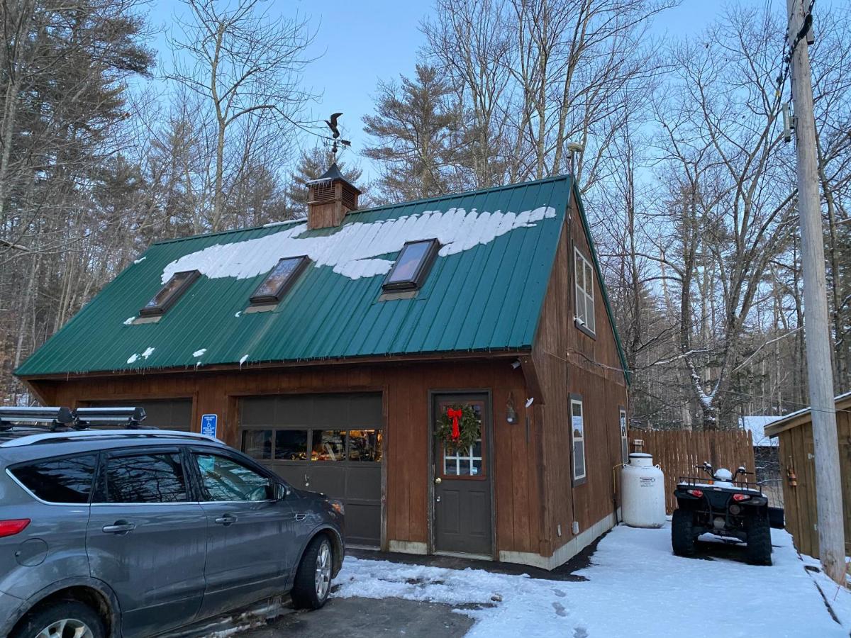 Charming studio in-law on Great East Lake - B&B