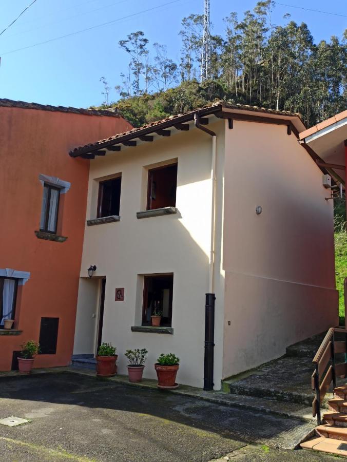 Ereba, casa en Nueva a 3 km de la playa CA-33-AS - Chambres d’hôtes Llanes