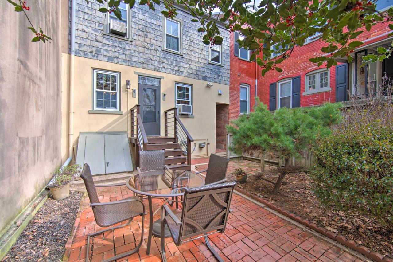 B&B Lancaster - Lancaster Townhome Walk to Central Market! - Bed and Breakfast Lancaster