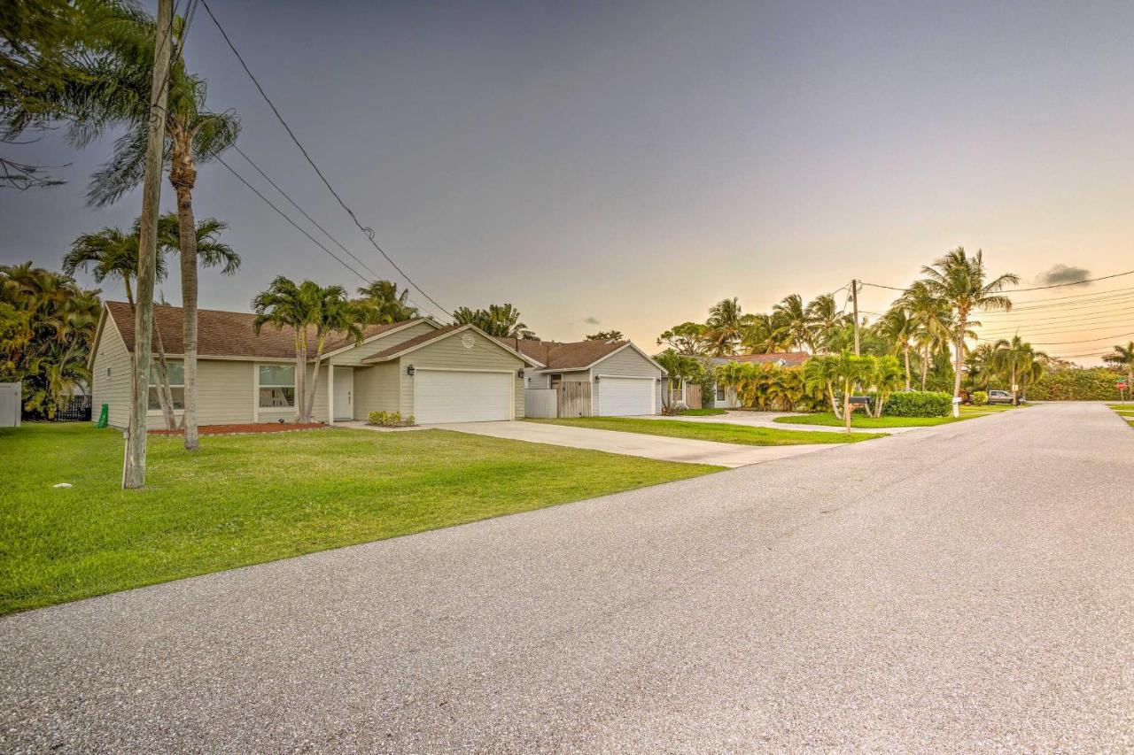 Jupiter Home with Patio and Grill about 6 Mi to Beach! - B&B Jupiter