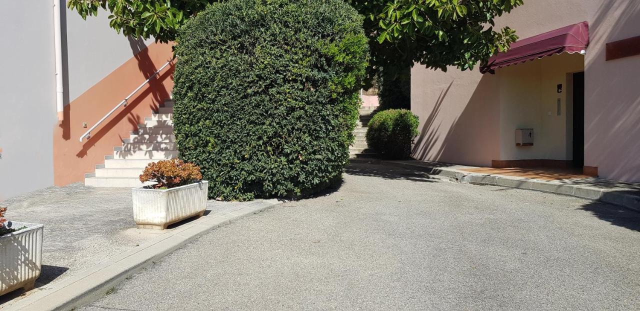 T1 vue mer bord de mer Ajaccio - B&B
