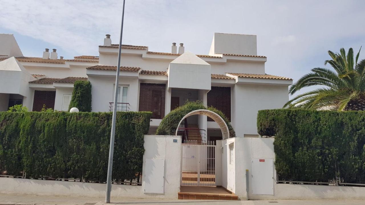 Bonito apartamento con inmensa terraza y piscina - B&B