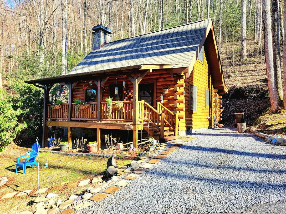 The Little Wolf Cabin - Ferienwohnung