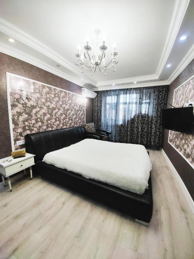 B&B Karagandy - Красивый однокомнатный люкс в районе вокзала - Bed and Breakfast Karagandy