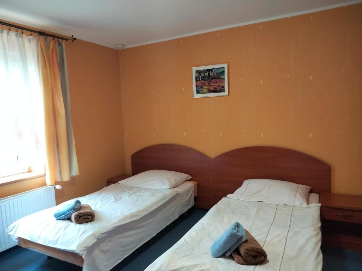 Large Twin Room