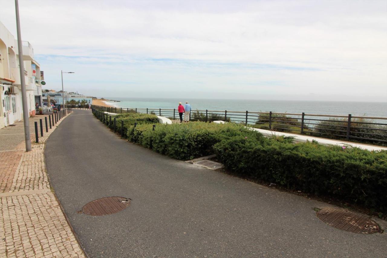 Waves View- Albufeira - B&B