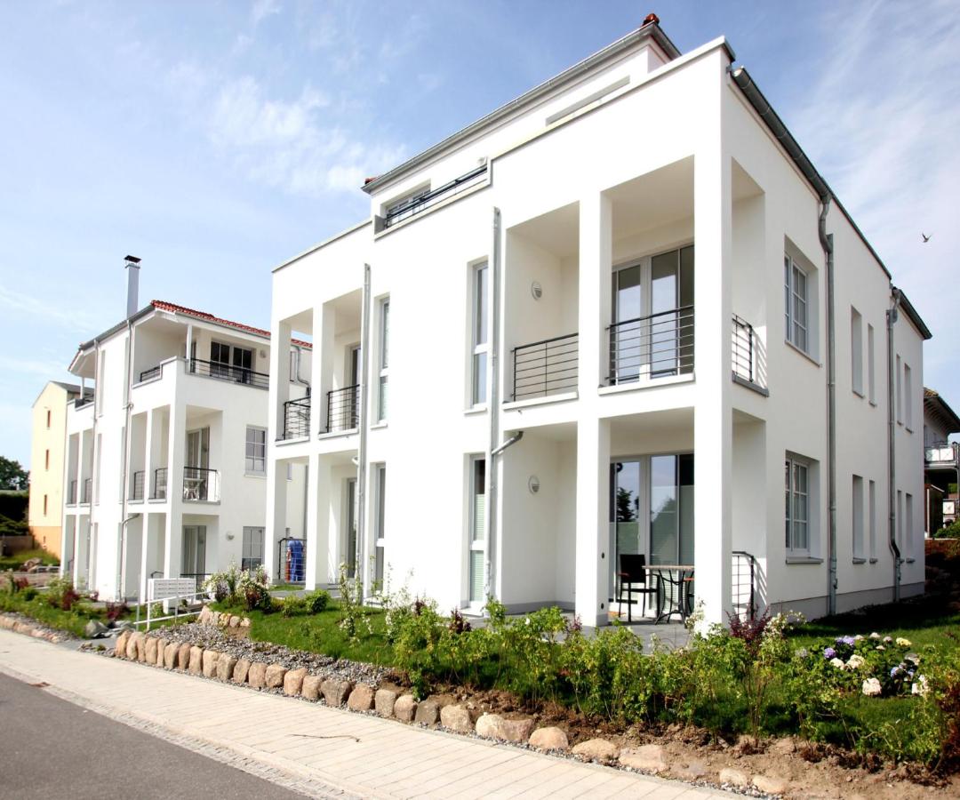 Villa Antje Ferienwohnung 10 mit gratis Sauna- und Schwimmbadnutzung im AHOI Sellin - Chambres d'hôtes Ostseebad Göhren