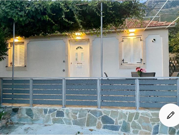 Dina’s house 2 - B&B Argostoli