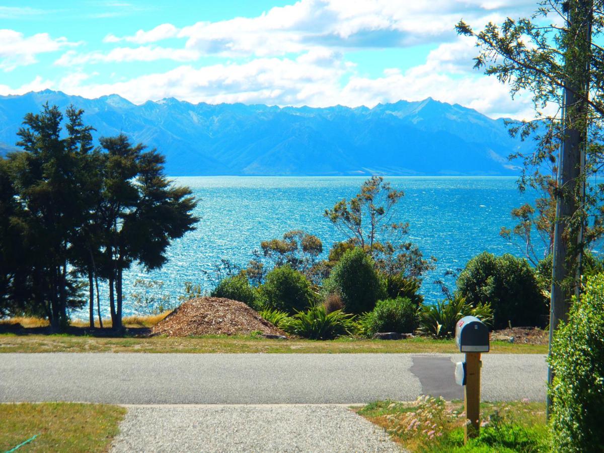 Lakefront Fantail Cottage Lake Hawea, Wanaka - B&B Lake Hawea