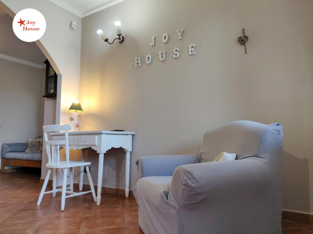 Joy House - Bed and Breakfast Porto Torres