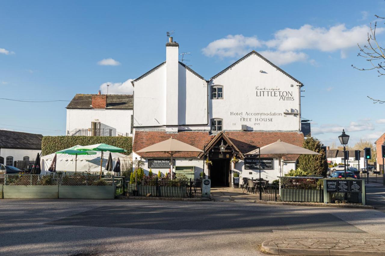 B&B Penkridge - The Littleton Arms - Bed and Breakfast Penkridge