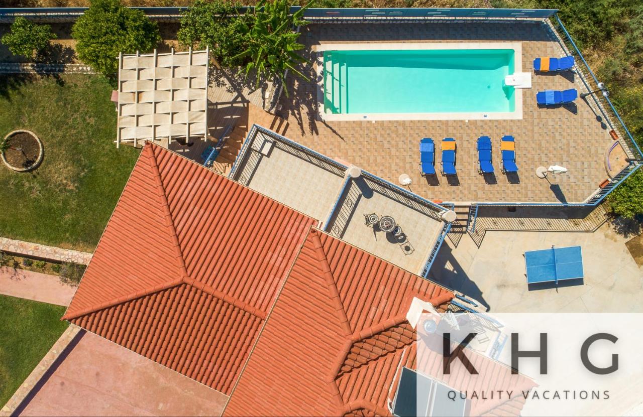 B&B Karavádhos - Villa Xenia in Karavados village, private Pool, Barbecue, Top view! - Bed and Breakfast Karavádhos