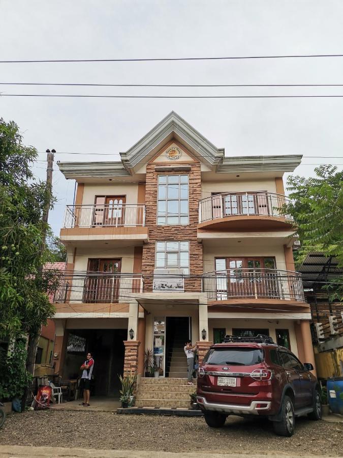 Buena's Haven Travelodge - B&B El Nido