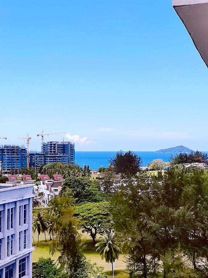 Sunrise Deluxe Suite Imago Loft B 3 bedrooms side seaview above Imago Shopping Mall - Chambres d'hôtes Kota Kinabalu