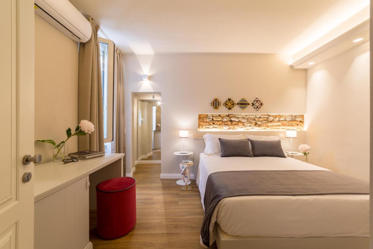 Atelier Altafronte - B&B Firenze