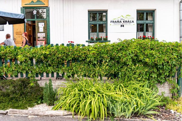 Dom Frana Krala - B&B Smrečany