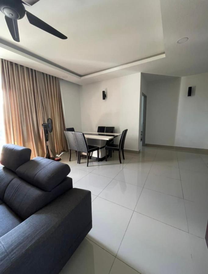 LA 16 HOMESTAY Putrajaya Dwiputra - B&B Putrajaya