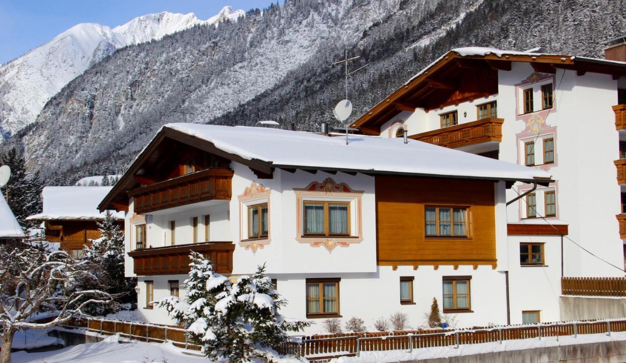 Appartements Juen - Ferienwohnung Flirsch am Arlberg