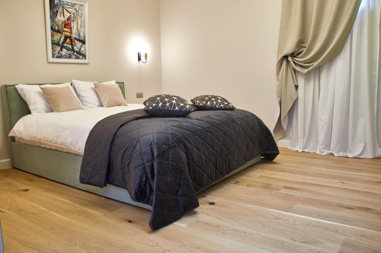 B&B Karlsburg - Apartament TRAVEL la casa PIANO HOUSE,cu parcare - Bed and Breakfast Karlsburg