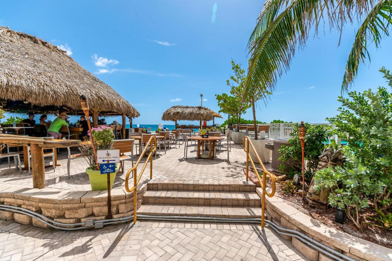 Ocean Beach Condo 3BR On the Sand 505 - B&B Fort Lauderdale