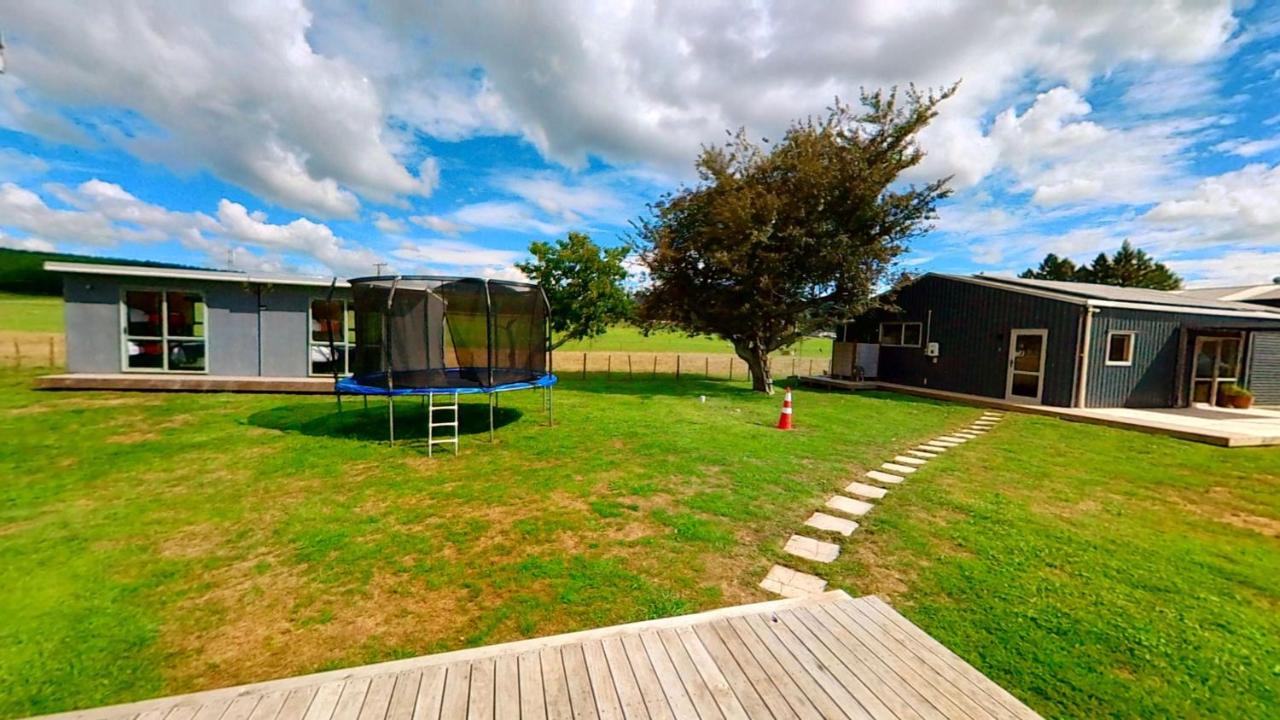 Full holiday home to yourself, up to 21 guests - B&B