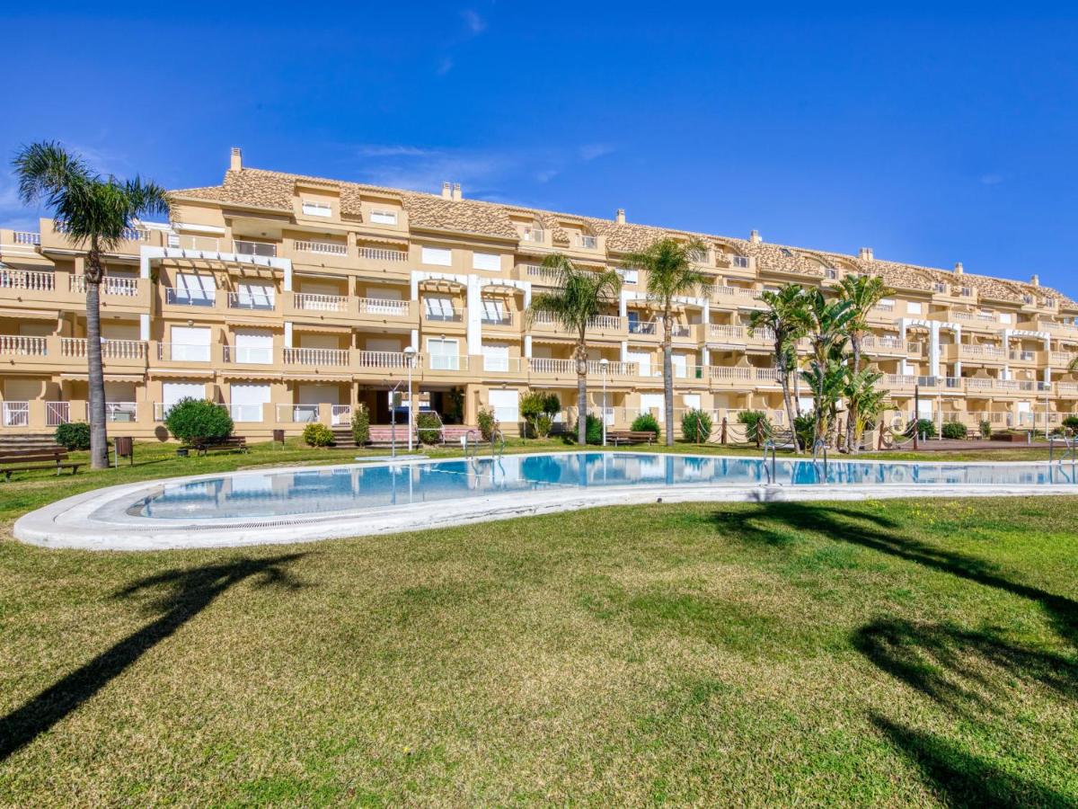 Apartamento Tamarindo - Ubicación Premium Frente a la Playa con Piscina - Chambres d'hôtes Denia