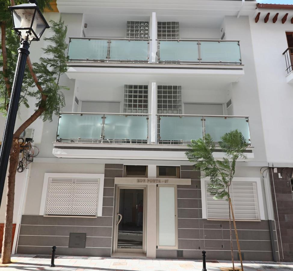 Poeta 2 Bedroom Apartment - Bed and Breakfast Fuengirola