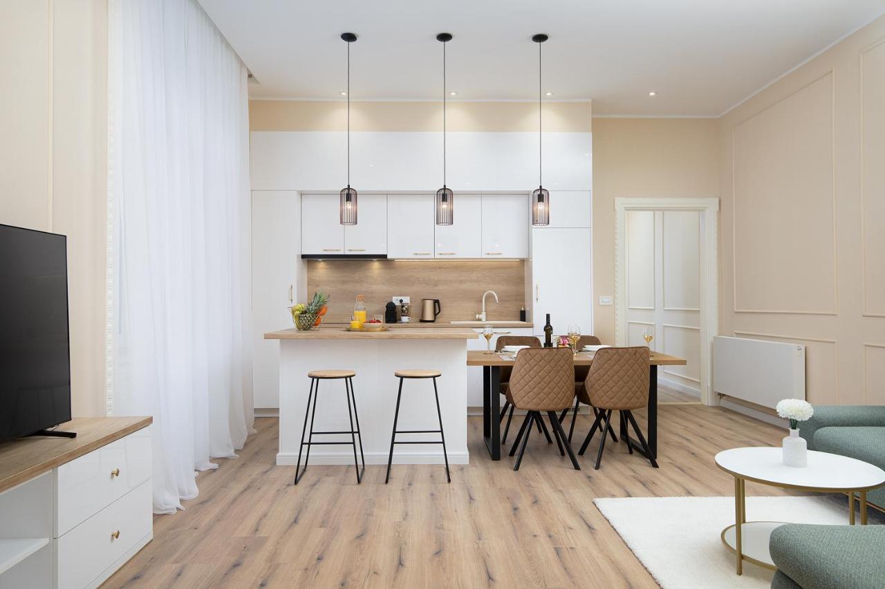 Grand Munz - B&B Pola