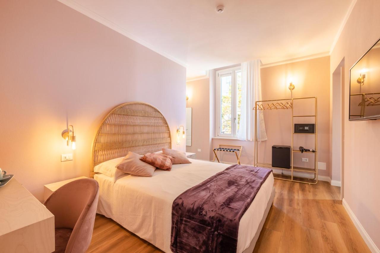 Triple Room with Balcony