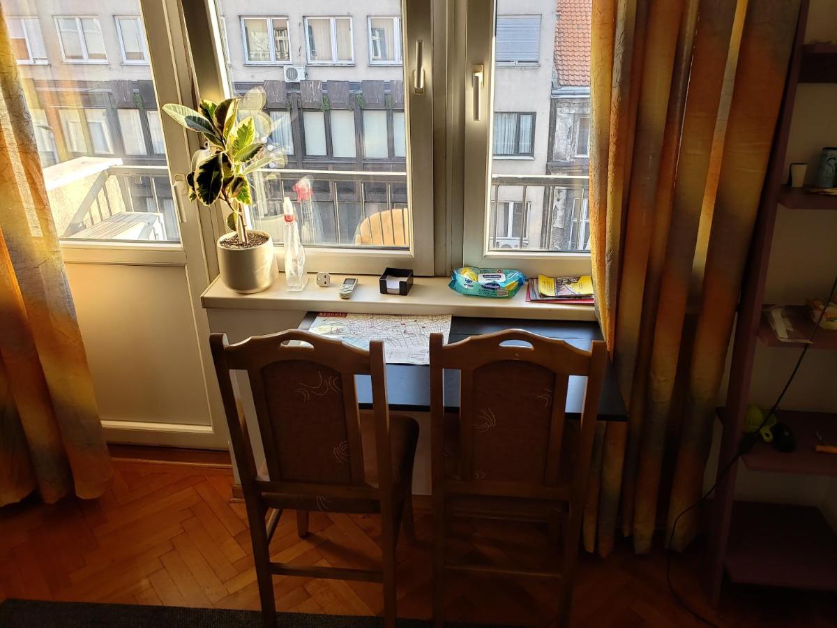 Cozy room in appartment, with shared bathroom,downtown Belgrade - Ferienwohnung Belgrad