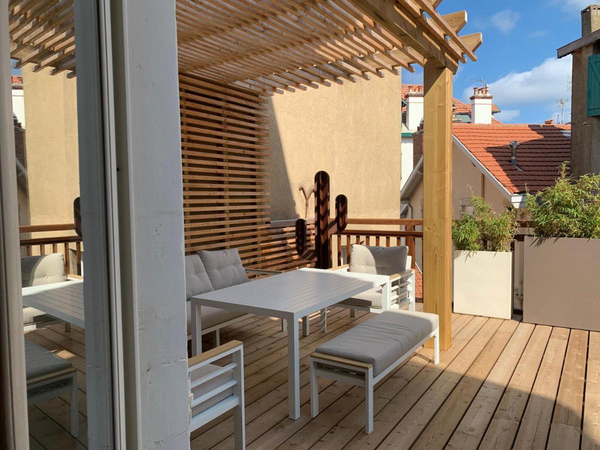 Apartment mit Terrasse