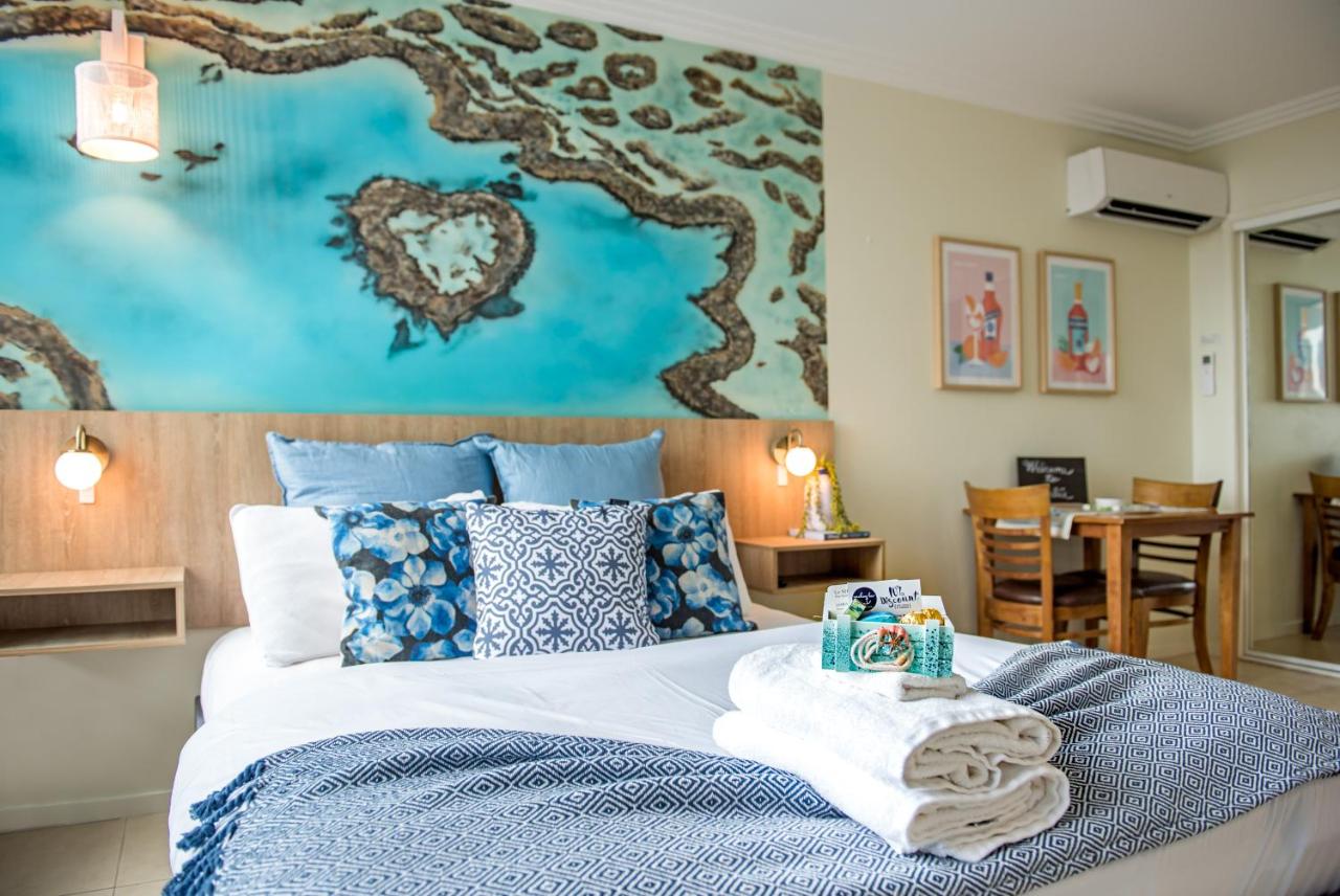 ☆Airliedise☆HOT TUB suite☆5min walk 2 Port of Airlie/Ferry terminal☆WiFi☆Netflix☆NO Hills - Chambres d'hôtes Airlie Beach