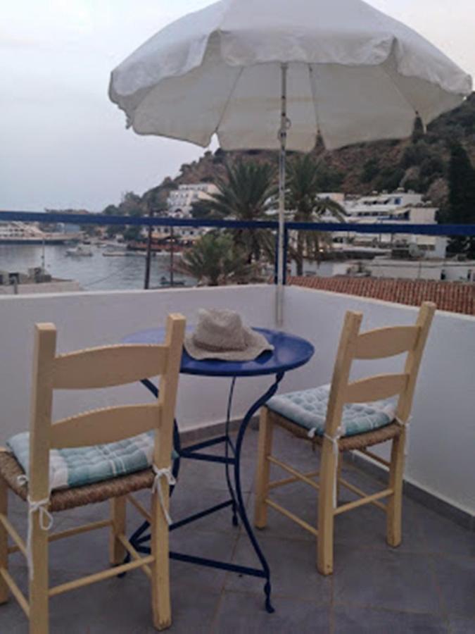 Sofia Rooms - B&B Loutro