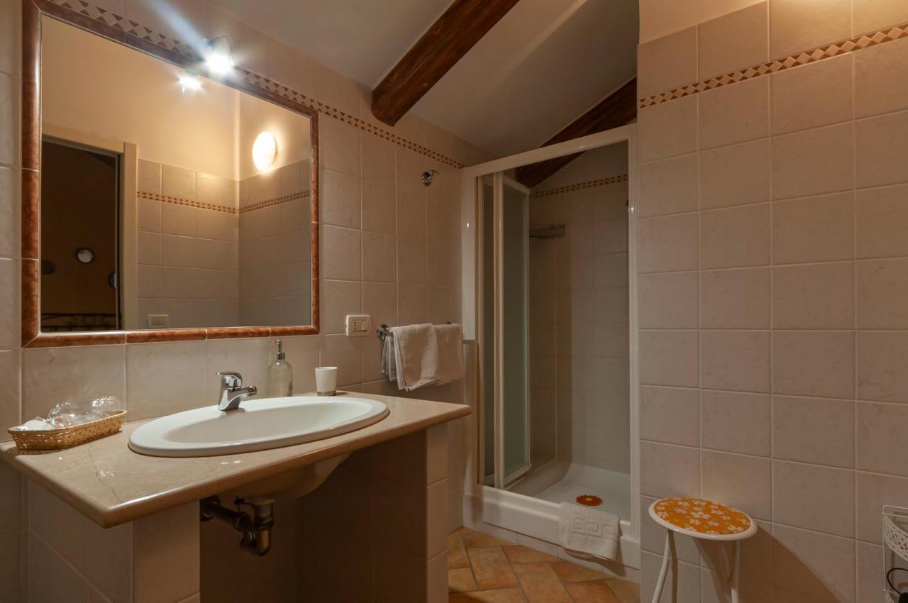 Chambre Triple avec Salle de Bains Privative