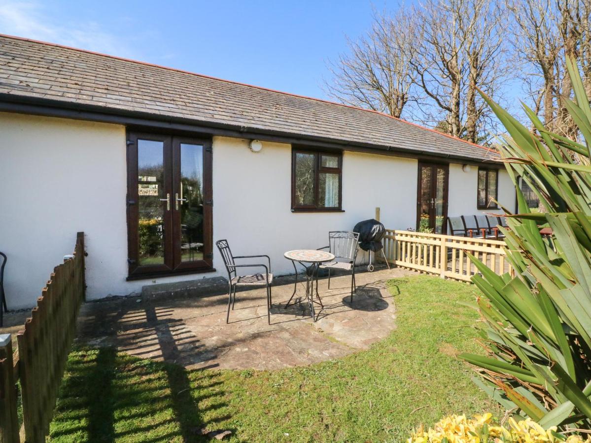 Honeysuckle Cottage - B&B Bude