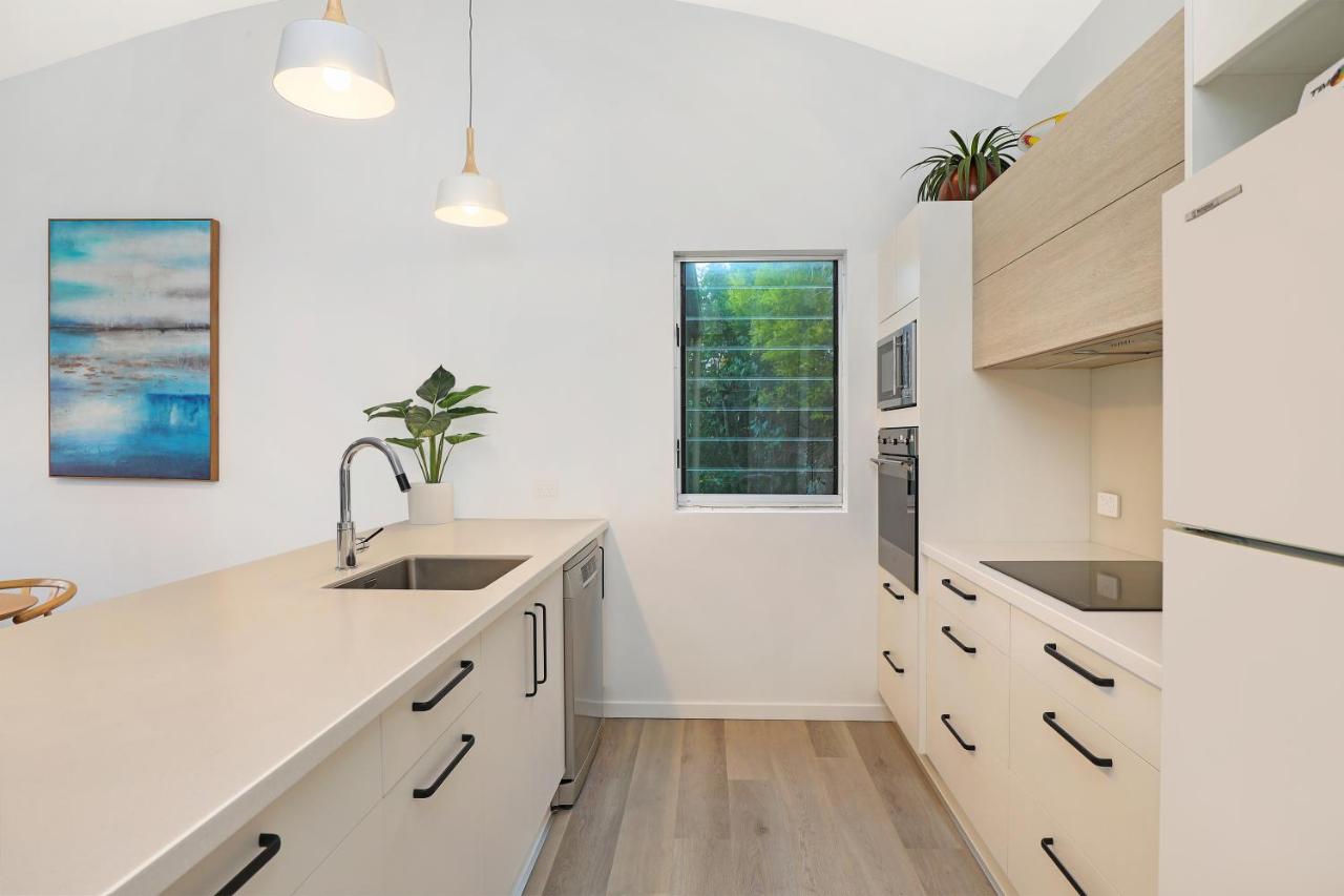 Two-Bedroom Apartment with Filtered Ocean View