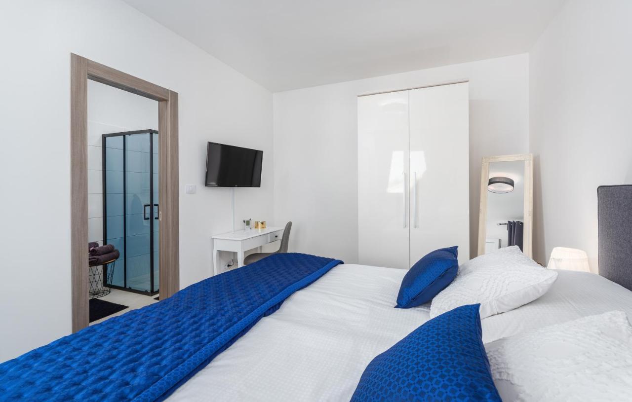 Habitación Doble Deluxe con vistas a la piscina - 1 o 2 camas